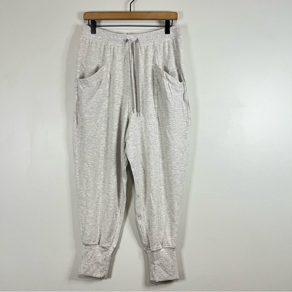 Lululemon Still Chill Jogger Heathered Core Ultra Light Grey size 10 - Picture 2 of 10